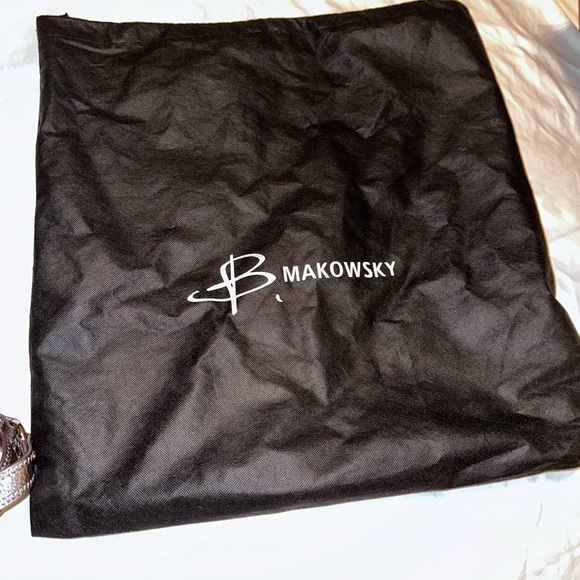 B. Makowsky Hobo Bag - Picture 9 of 10